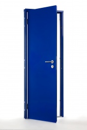 E12 powder coated in Ultramarine Blue (RAL 5002), with mortice lock, lever handles, security hinges and YTL threshold.